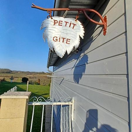 Gite Les Deux Meules Sainte-Colombe  Bagian luar foto